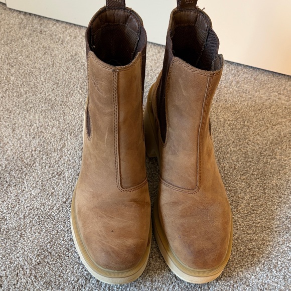 Sorel Shoes - Women’s Hi Line SOREL boots